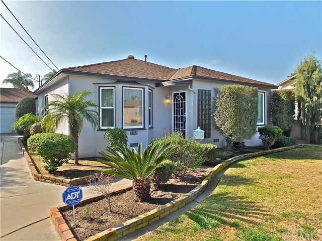 Property Photo: 9142 Laurel Street CA 90706