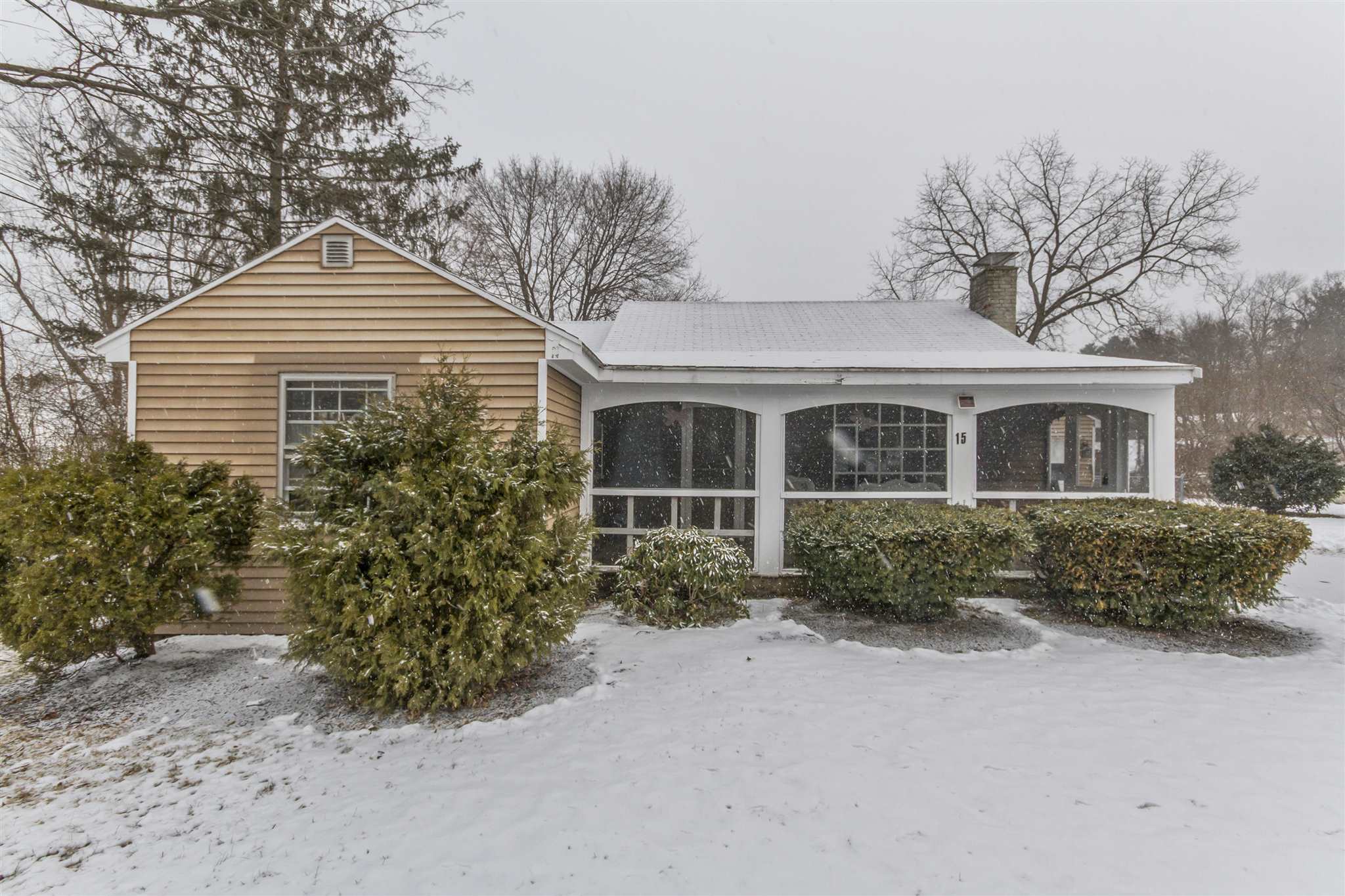 Property Photo:  15 West Pine Street  NH 03865 