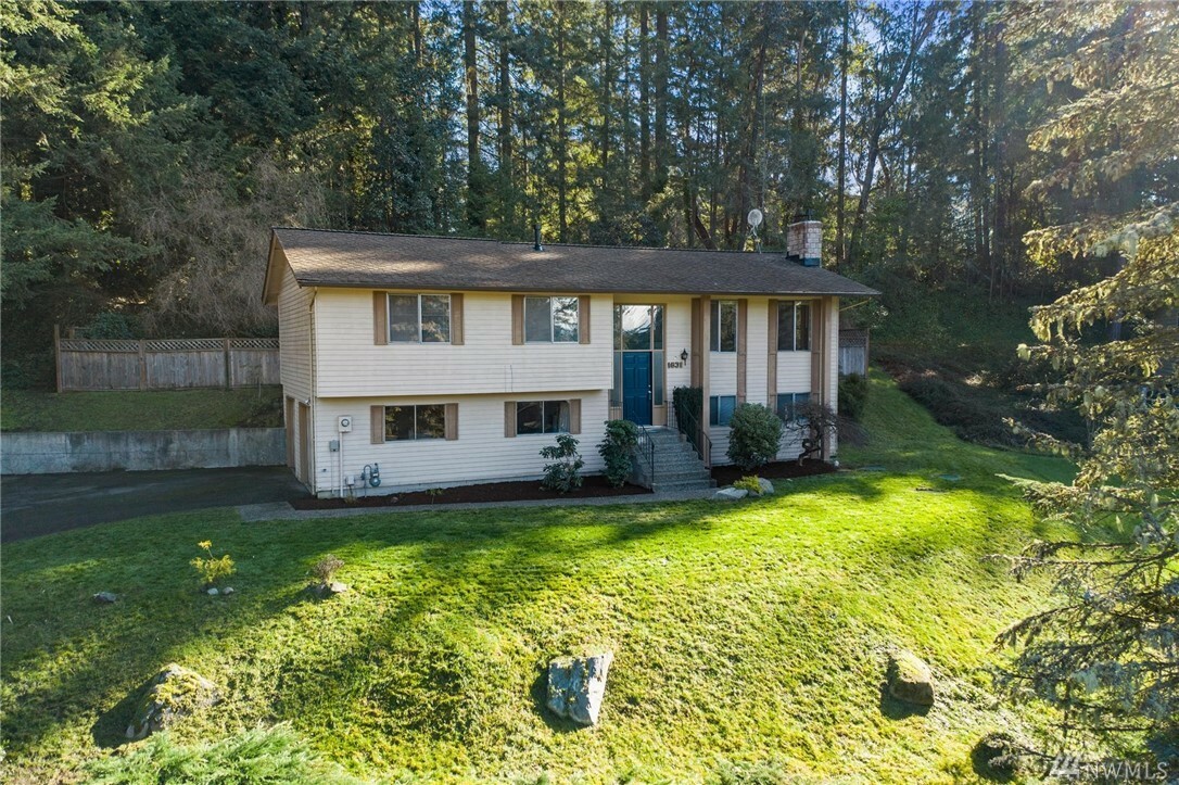 Property Photo:  1631 NW Spirit Ct E  WA 98383 