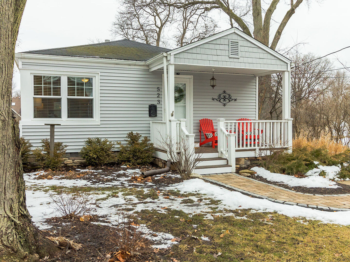 Property Photo:  523 Eklund Avenue  IL 60134 