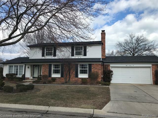 Property Photo: 876 Avon Court MI 48236