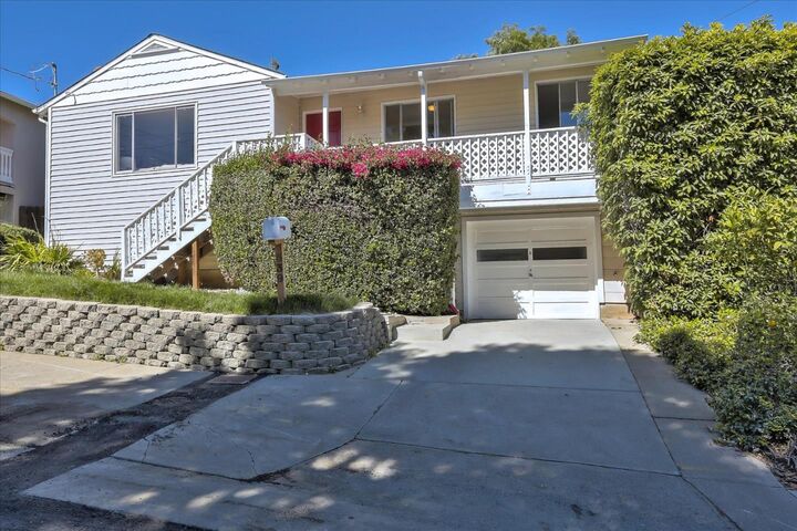 539 Hillcrest Road  San Carlos CA 94070 photo