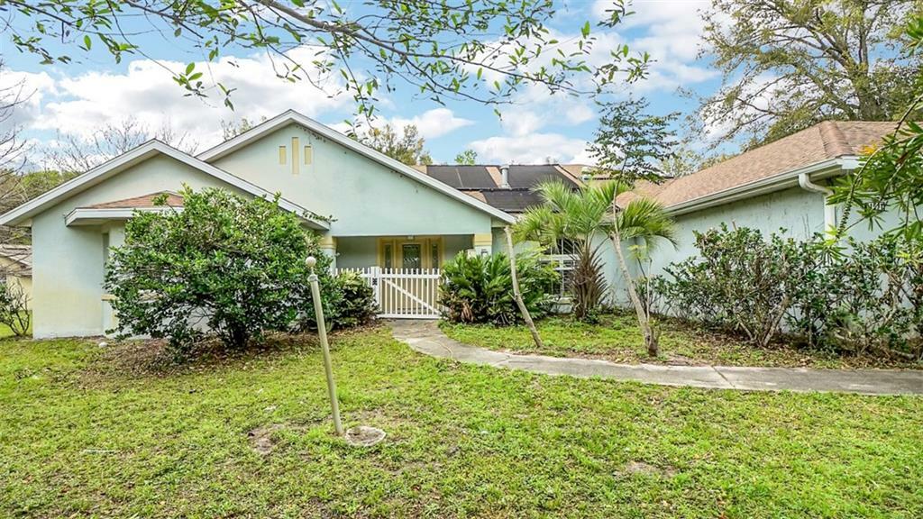 Property Photo:  1521 E Silver Hammock  FL 32720 