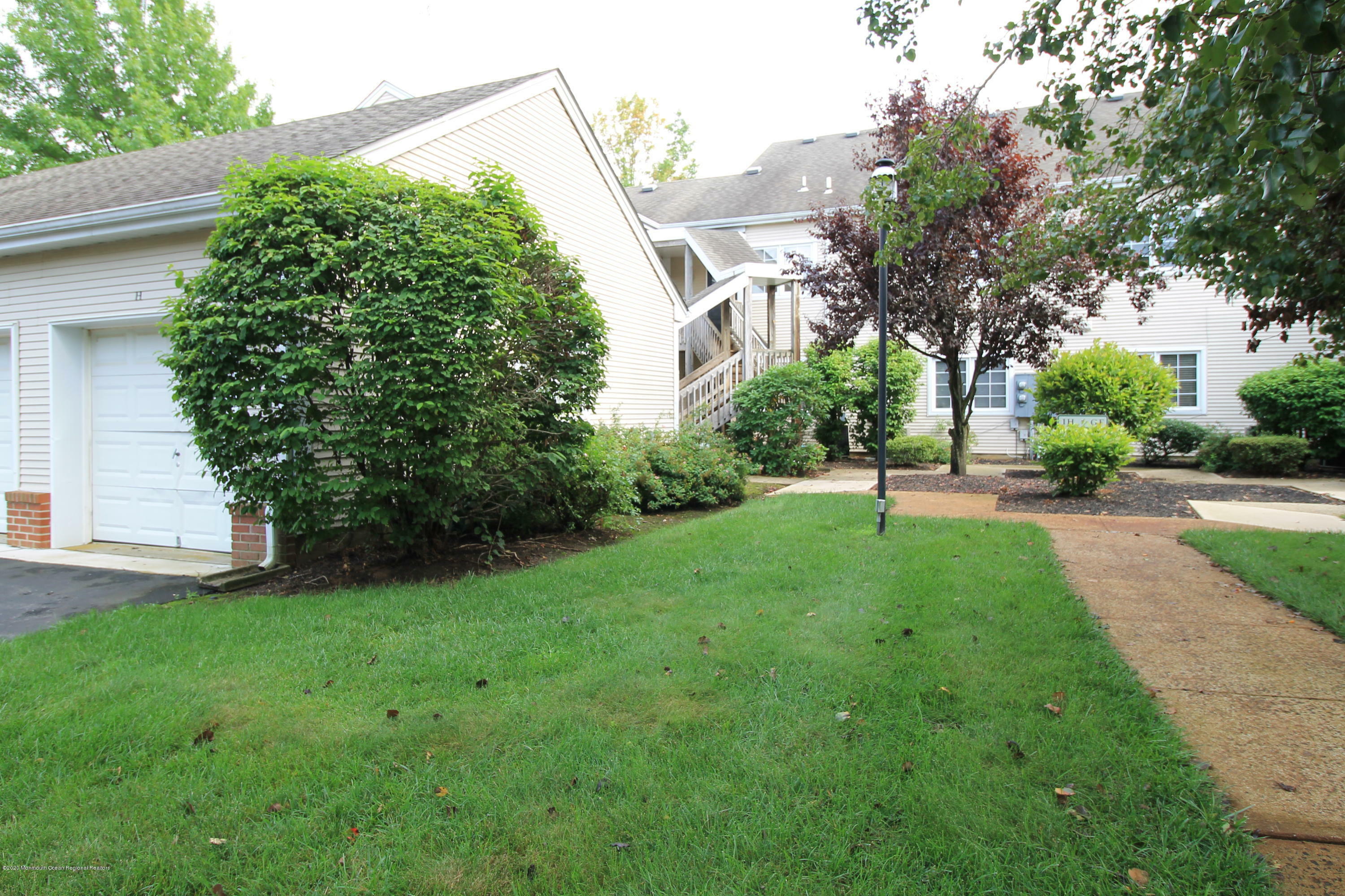 Property Photo:  70H Winthrop Road  NJ 08831 