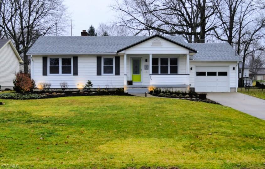Property Photo: 3904 Loma Vista Drive OH 44511