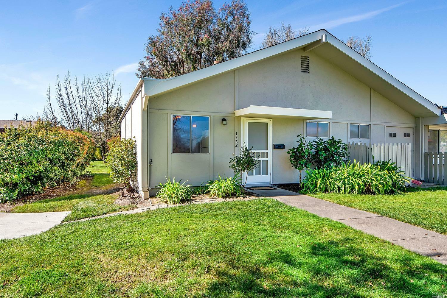 1362 Mission Drive  Sonoma CA 95476 photo