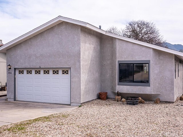 Property Photo:  1990 Green Brook Lane  CA 93446 
