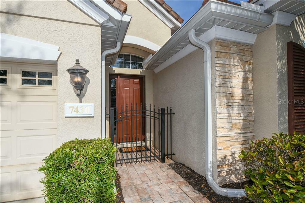 Property Photo:  7430 Edenmore Street  FL 34202 