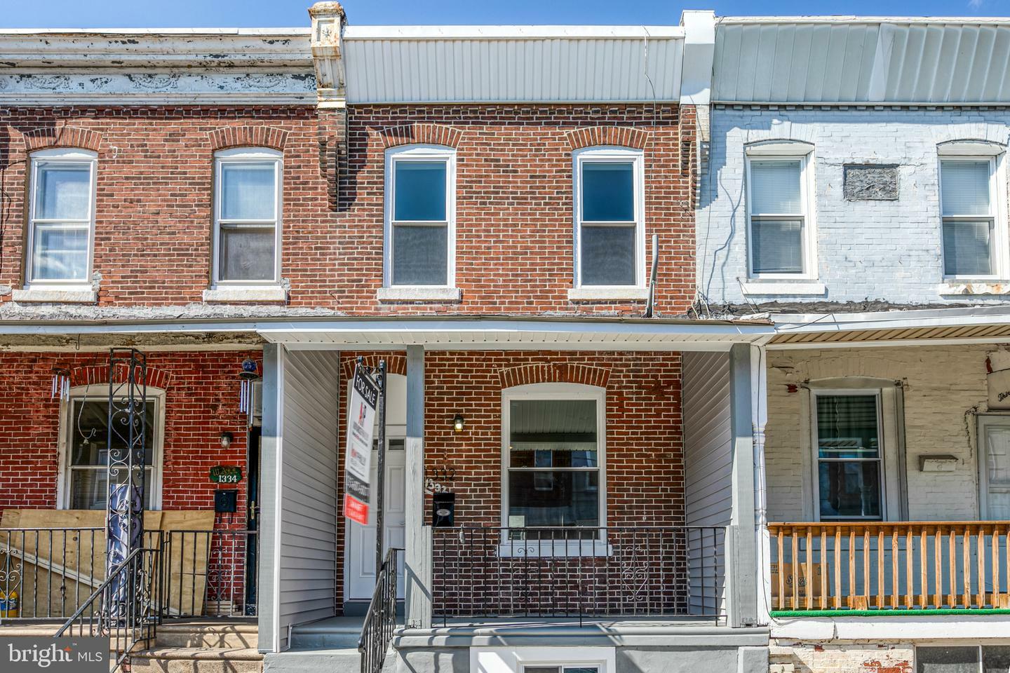 Property Photo:  1332 S Corlies Street  PA 19146 