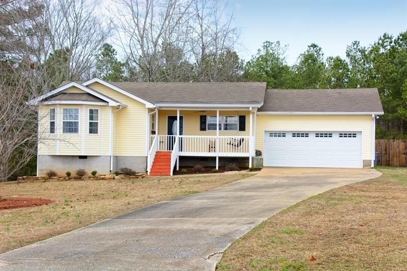 Property Photo: 612 Asa Cash Road 30110