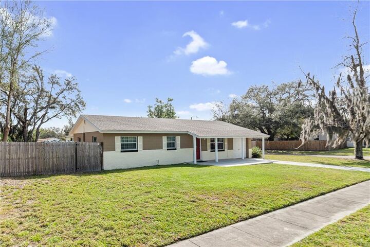 Property Photo:  3403 Dragoon Place  FL 32818 
