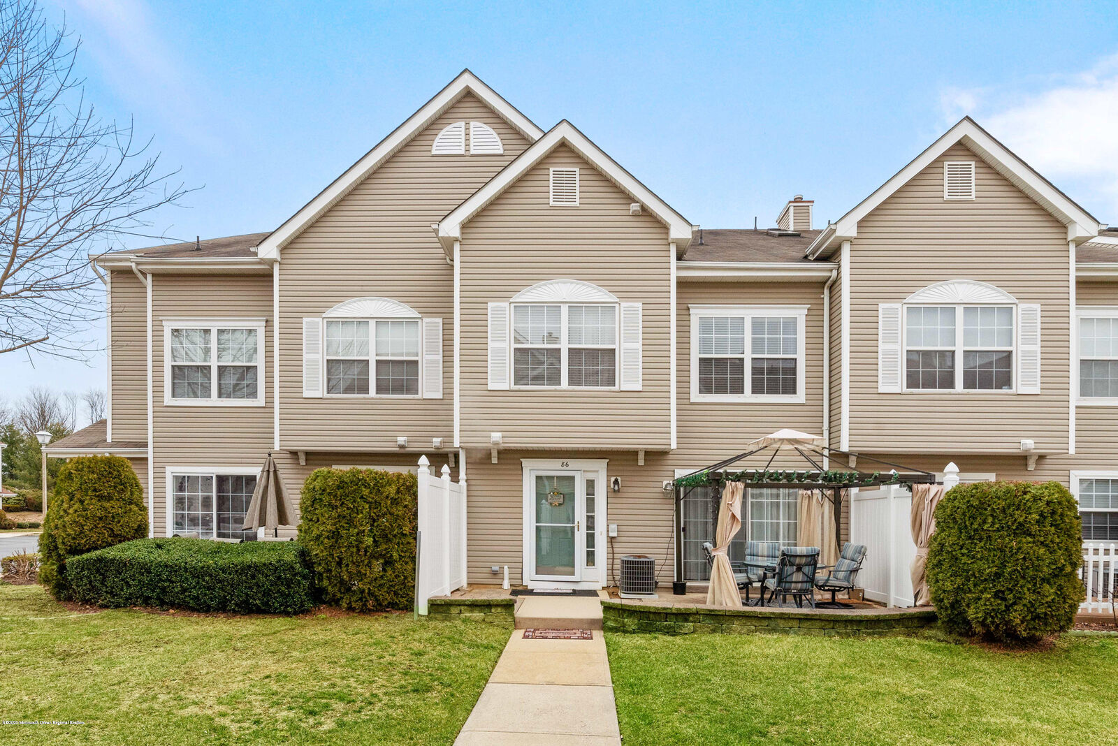 Property Photo:  86 Watson Court  NJ 07731 