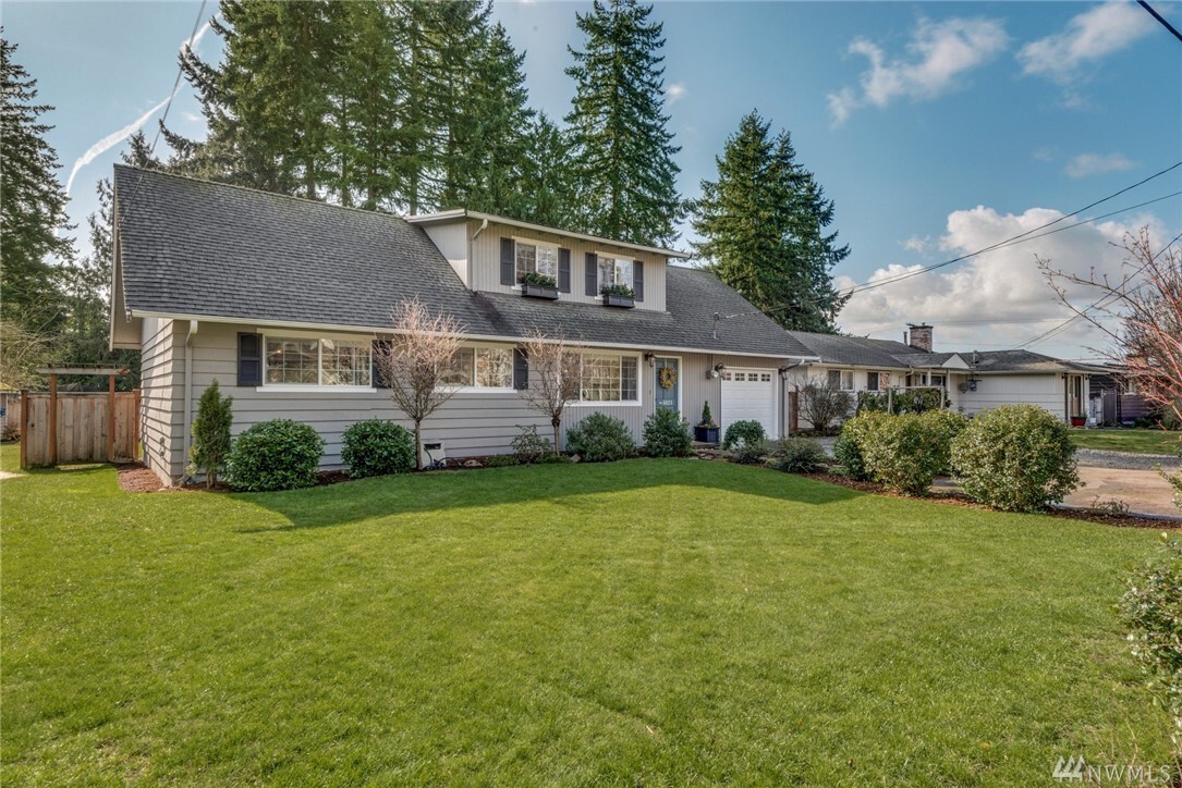 Property Photo: 8823 NE 190th Street WA 98011