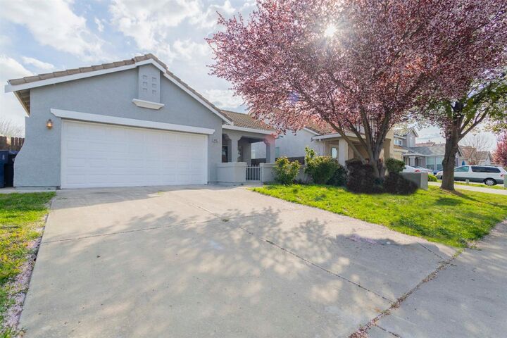 8453 Tambor Way  Elk Grove CA 95758 photo
