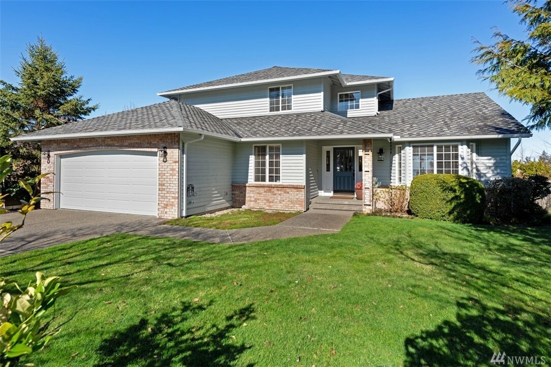 Property Photo:  1905 Clover Place  WA 98275 