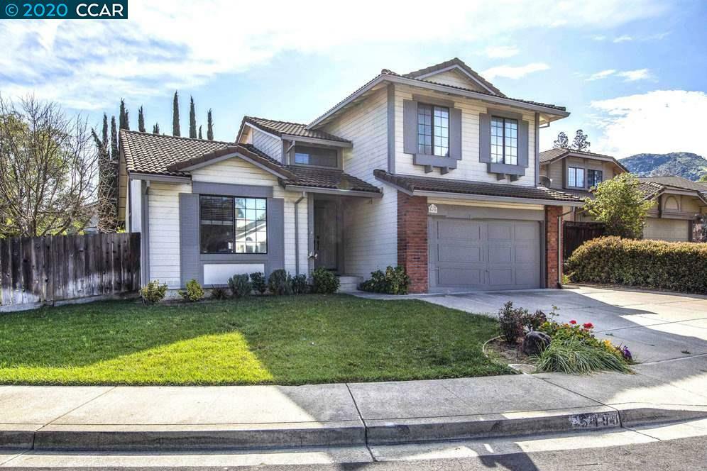 Property Photo:  5490 Silver Sage Court  CA 94521 