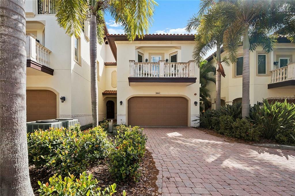 Property Photo: 3841 W Azeele Street FL 33609