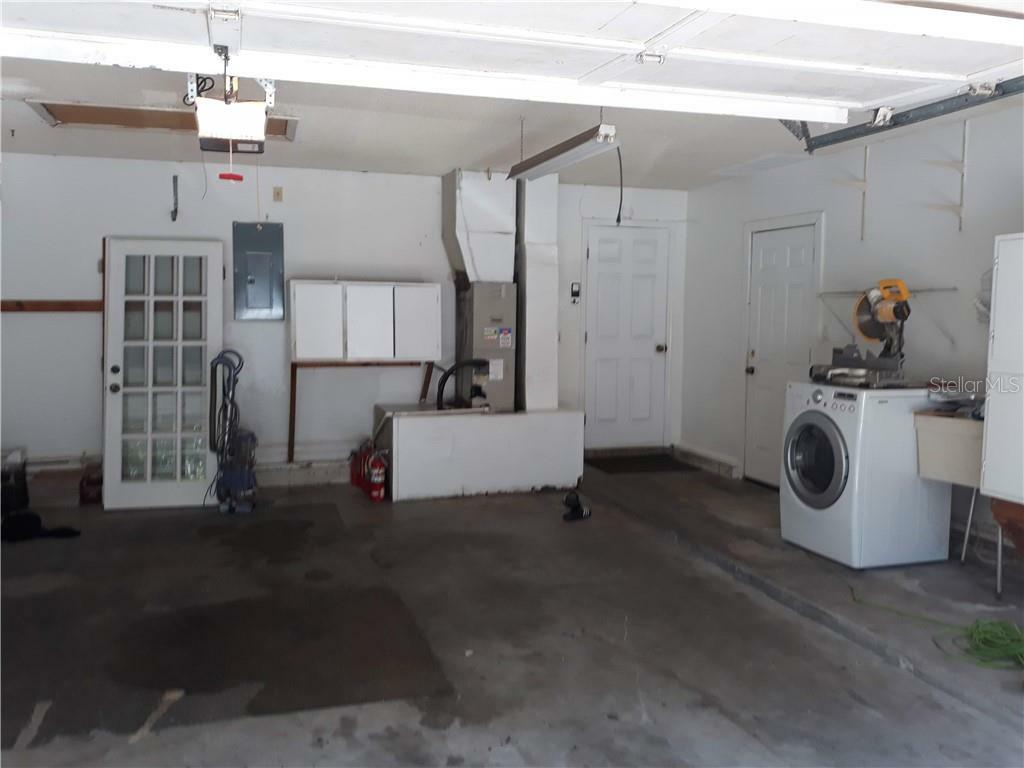 Property Photo: 150 E High Street FL 32765