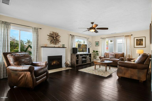 Property Photo:  162 McKee Street  CA 93001 
