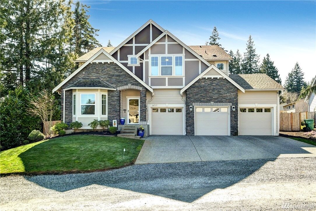 Property Photo: 14717 Cascadian Way WA 98087