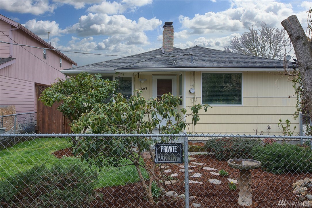 Property Photo: 12243 48th Ave S WA 98178
