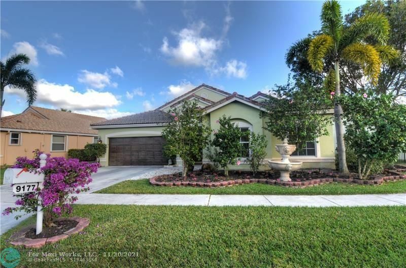 Property Photo:  9177 Cove Point Cir  FL 33472 