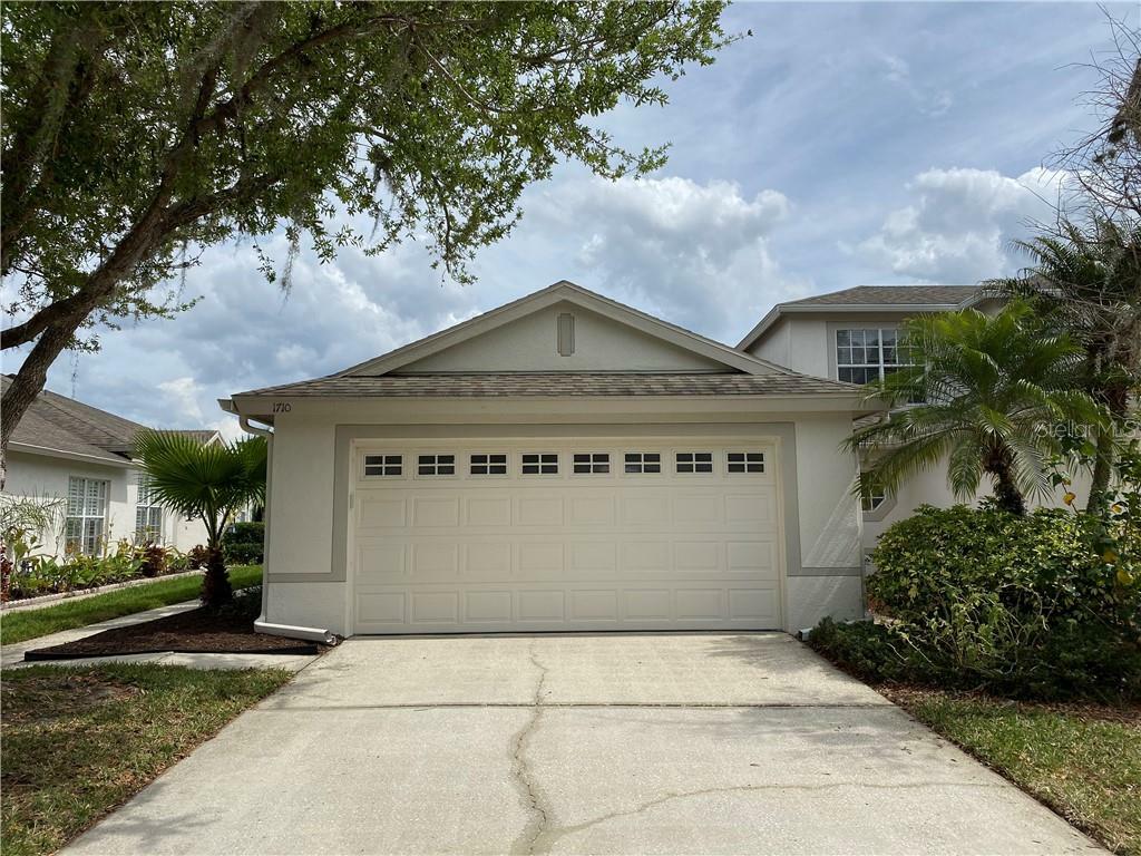 Property Photo: 1710 Sassafras Drive FL 33543