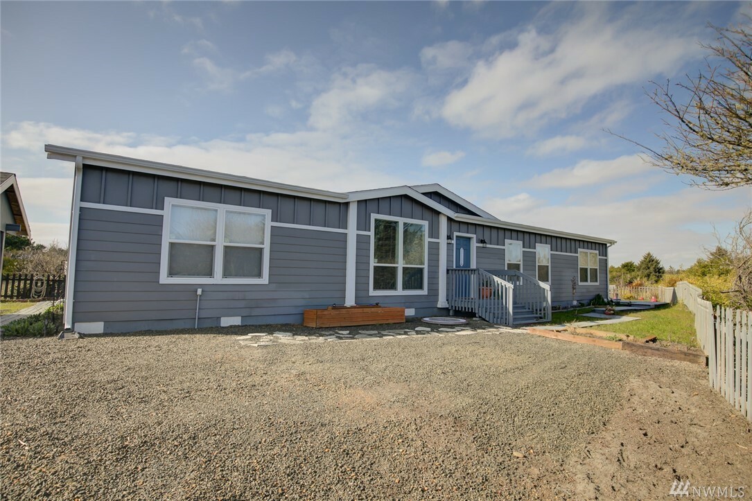 Property Photo:  394 N Butter Clam St SW  WA 98569 