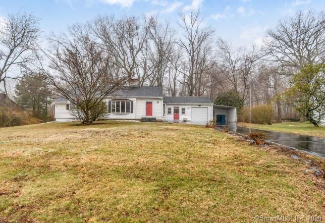 Property Photo:  24 Fans Rock Road  CT 06518 