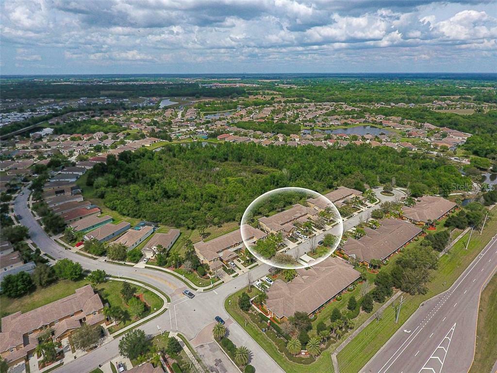 Property Photo: 11524 52nd Court E FL 34219