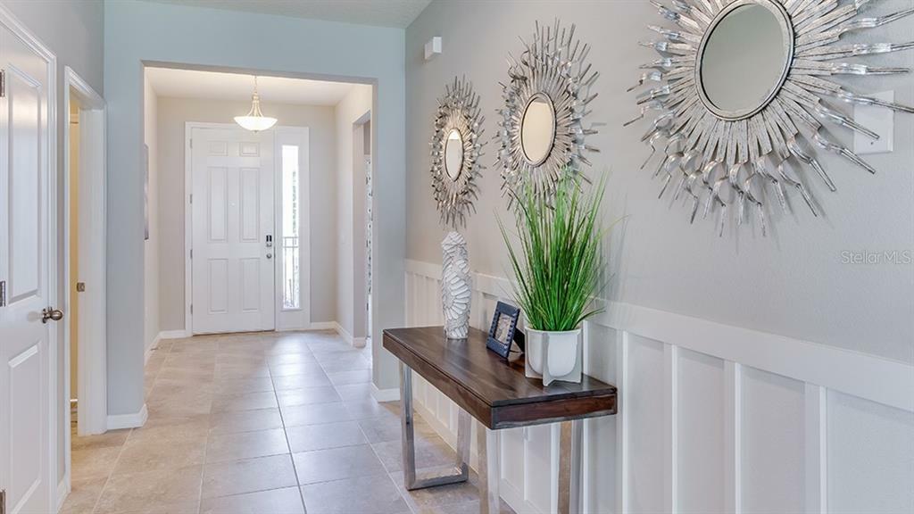 Property Photo: 2940 Greenleaf Terrace FL 34219