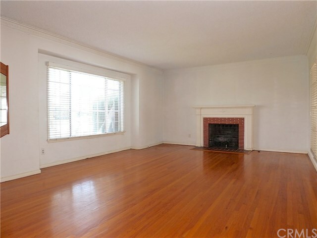 Property Photo: 9621 Guatemala Avenue CA 90240