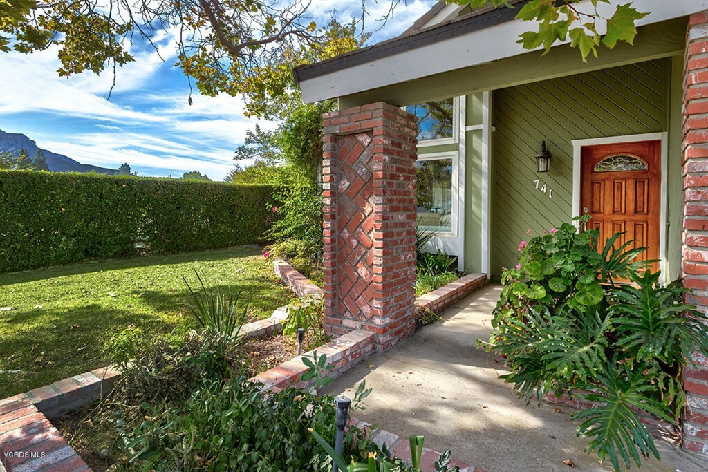 Property Photo:  741 Knollwood Drive  CA 91320 