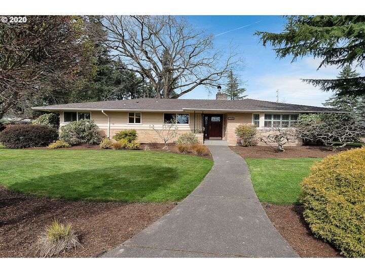 10715 SW Muirwood Dr  Portland OR 97225 photo