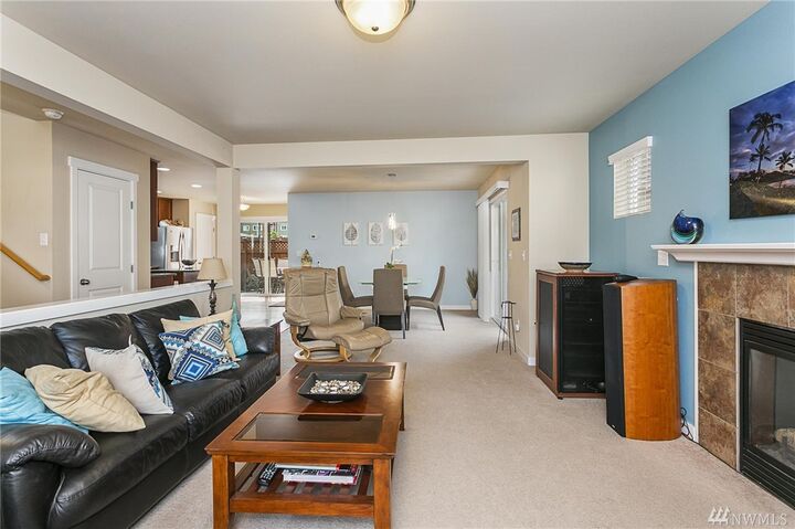 Property Photo:  1709 157th St W A  WA 98087 