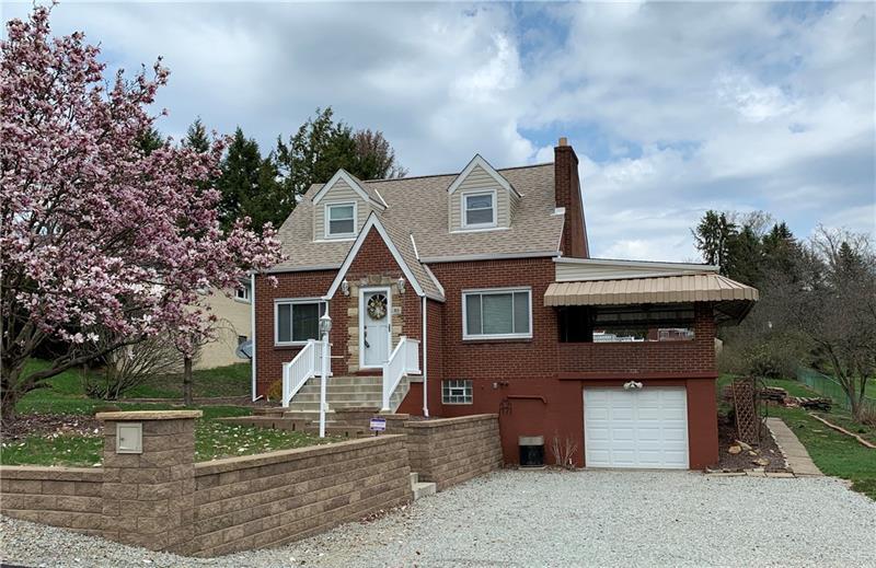 Property Photo: 211 Rock Run Rd PA 15037