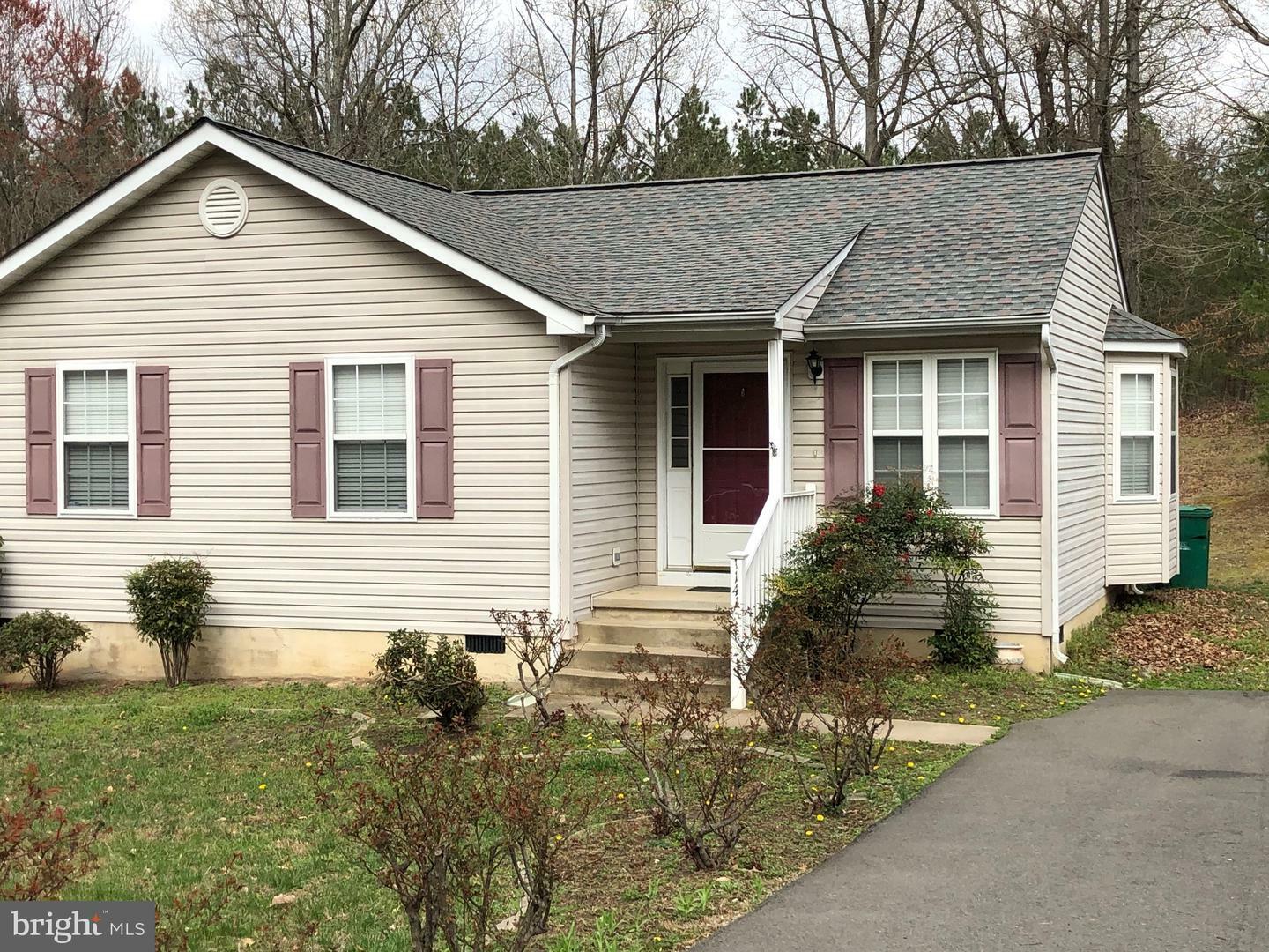 Property Photo:  1141 Oakland Drive  VA 22485 