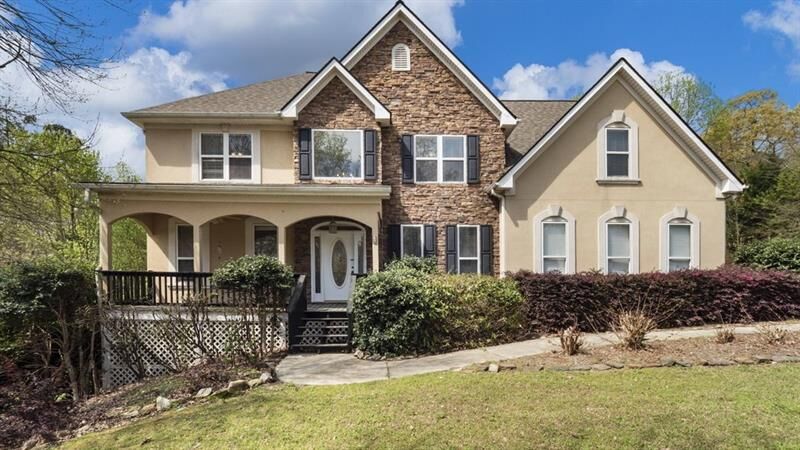 Property Photo:  3668 Silver Fox Path   30519 