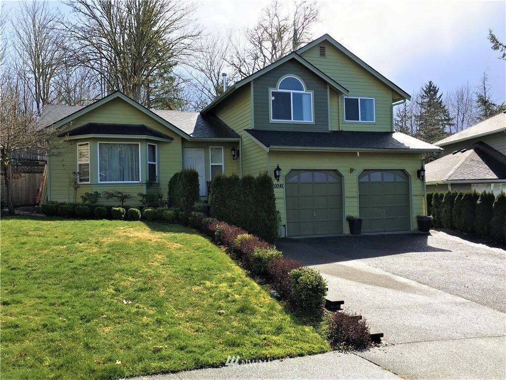 Property Photo:  20041 SE 267th Place  WA 98042 
