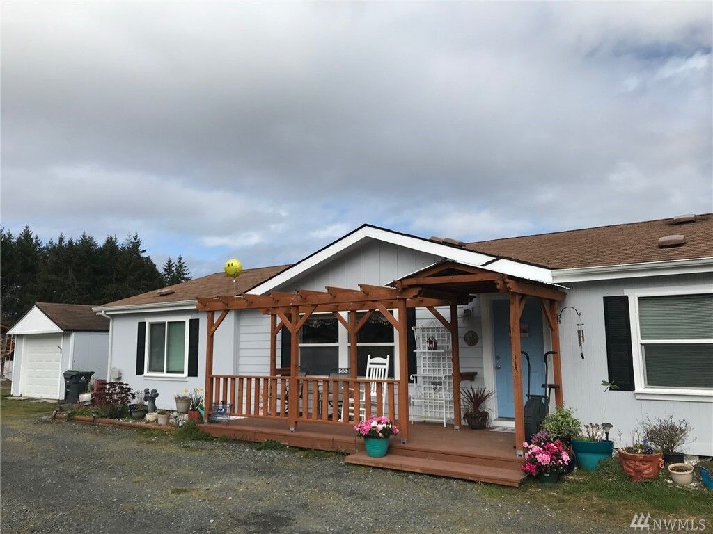 Property Photo: 163 Erving Jacobs Road WA 98362