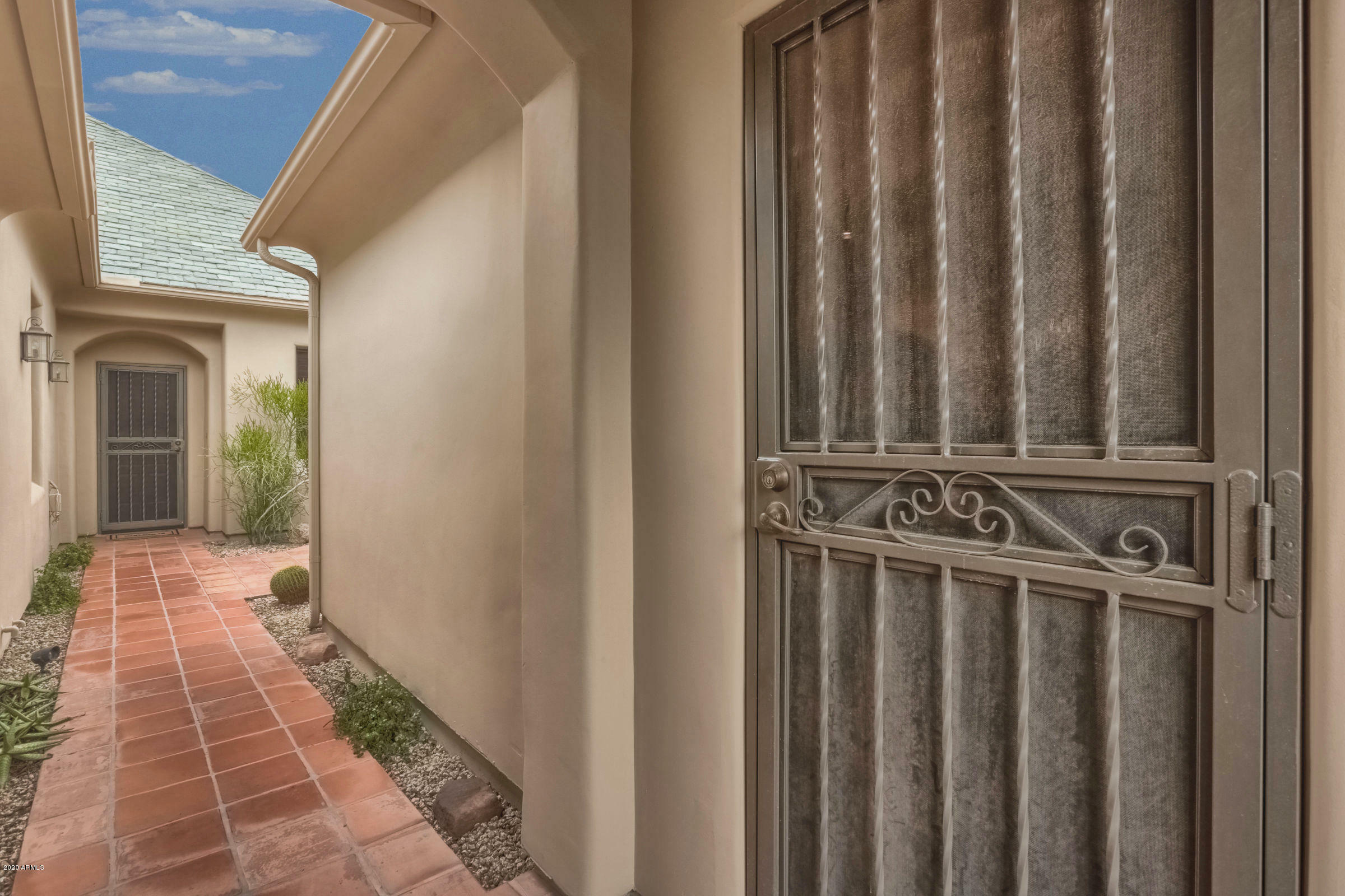 Property Photo:  16540 E El Lago Boulevard 6  AZ 85268 