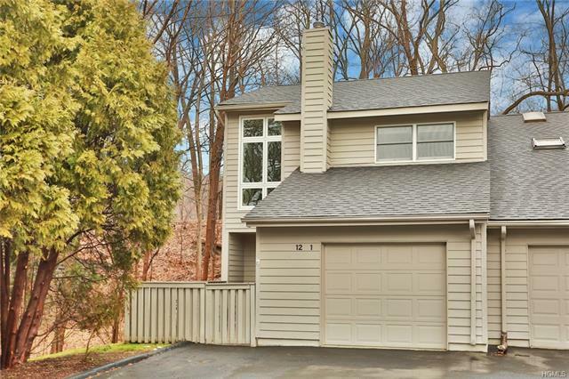 Property Photo:  12 Brooke Club Drive 1  NY 10562 