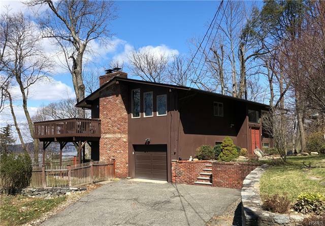 Property Photo:  35 Hillside Road  NY 10522 