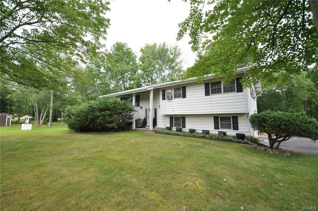 Property Photo: 1722 W State Route 211 NY 10963