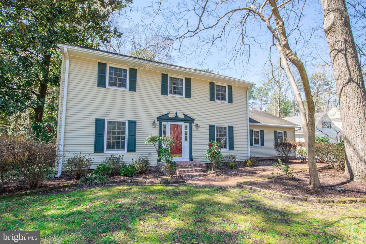 Property Photo:  802 King Richards Court  MD 21804 