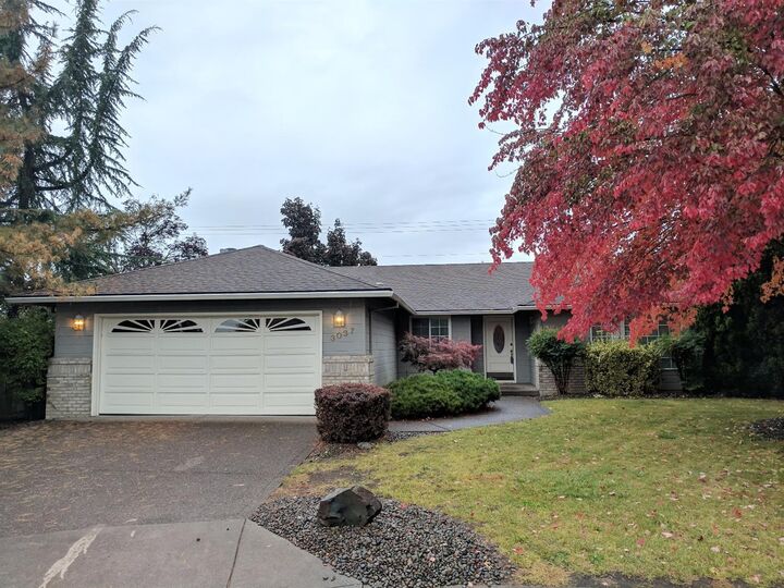 3037 Jenero Court  Medford OR 97504 photo
