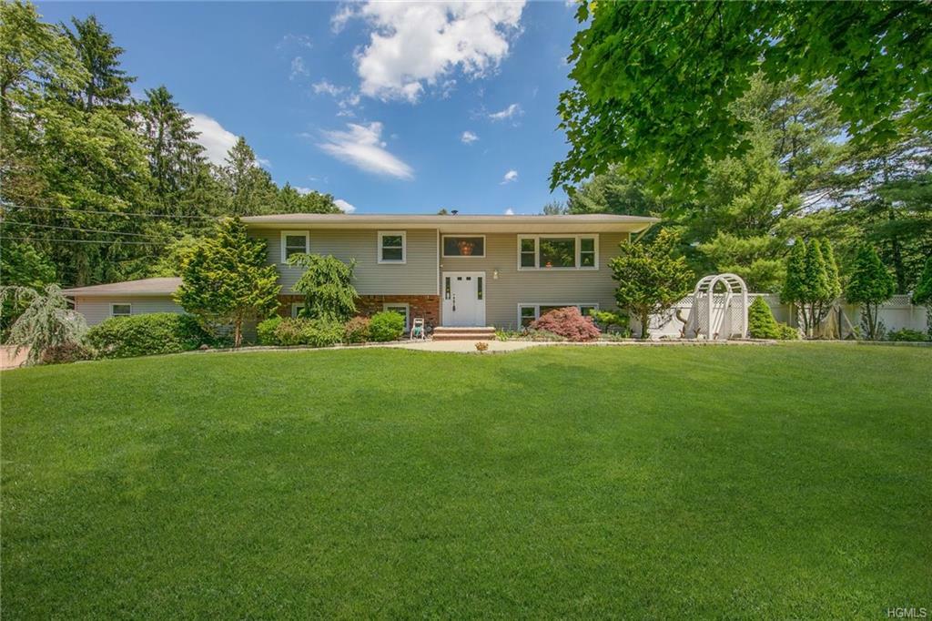 26 Pennington Way  New Hempstead NY 10977 photo