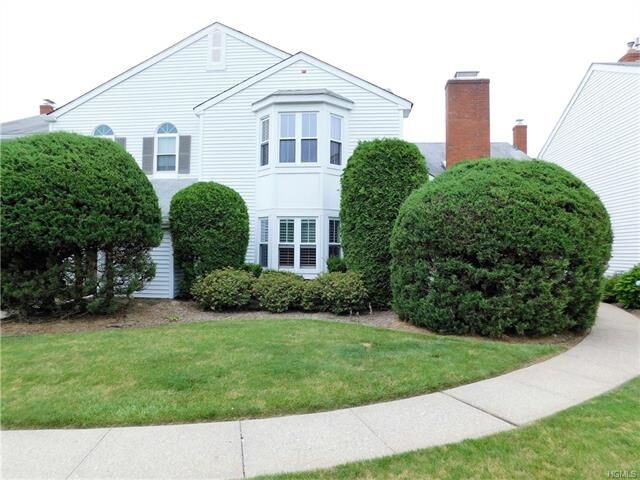 Property Photo:  257 Homestead Village Drive  NY 10990 