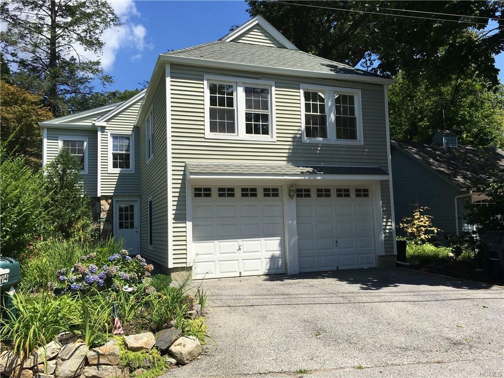 Property Photo:  14 Tamarack Road  NY 10541 