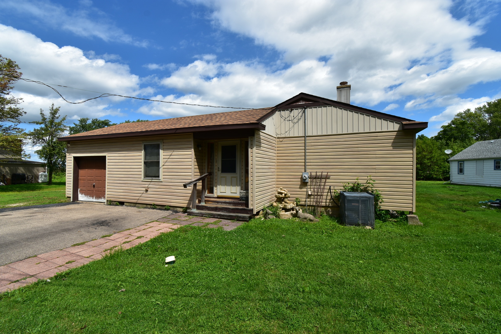 Property Photo: 26338 West Alexander Avenue IL 60002